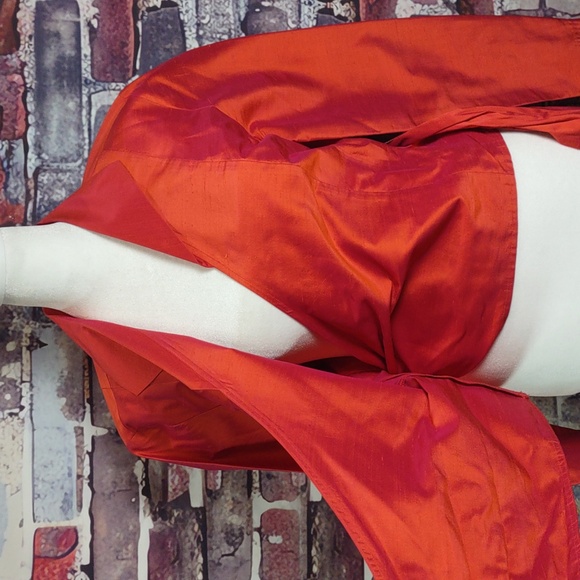 Betu Silk Shantung Cross-Over Wrap Shirt - Picture 6 of 7